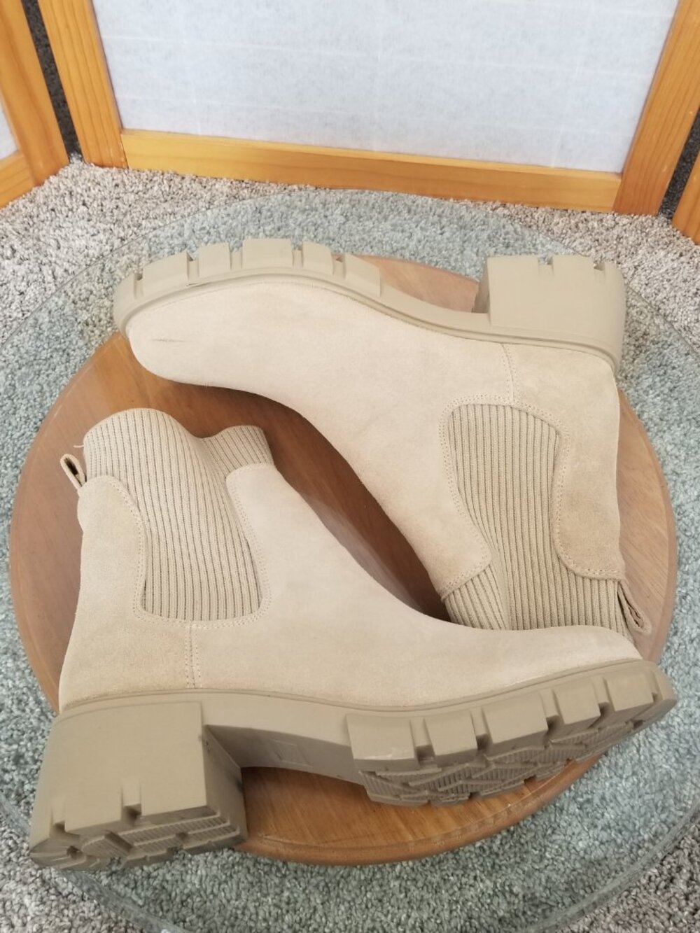 Steve Madden Hayle Lug Sole Boots Sand Suede Sock Pull On Style Women's Size 11